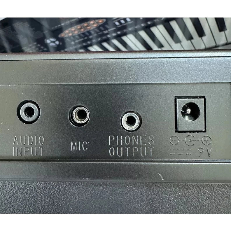 Teclado Musical Profissional para Estudantes – 61 Teclas, 128 Ritmos e Muito Mais!